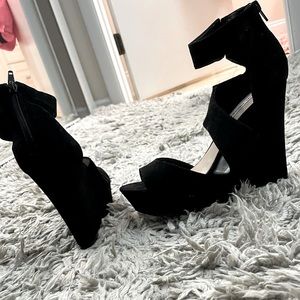 Black Steve Madden wedges , warn handful of times if that !
